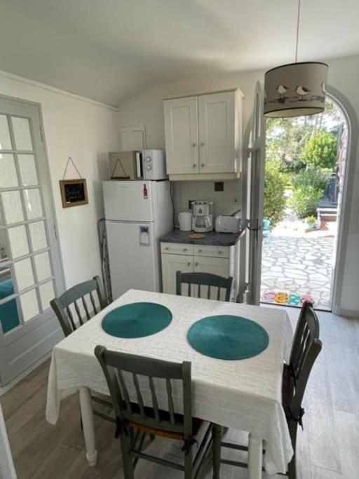 생죠지드디돈느 Adorable Petite Maison A 400M De La Mer 빌라 외부 사진
